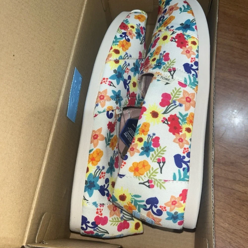 TOMS Multicolor Floral Canvas Slip-Ons - Picture 6 of 6